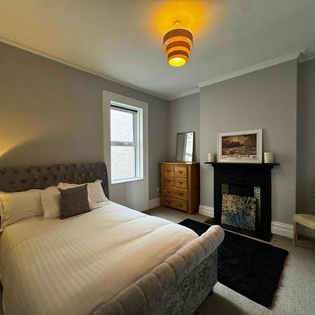 The Victorian Townhouse Portrush Villa Dış mekan fotoğraf