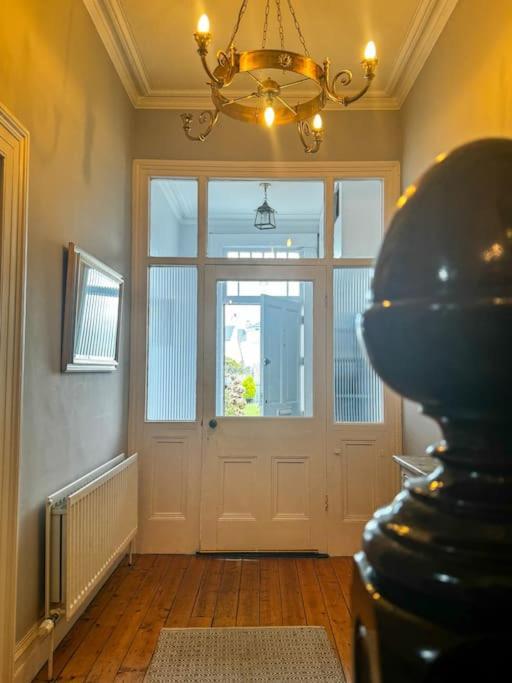 The Victorian Townhouse Portrush Villa Dış mekan fotoğraf